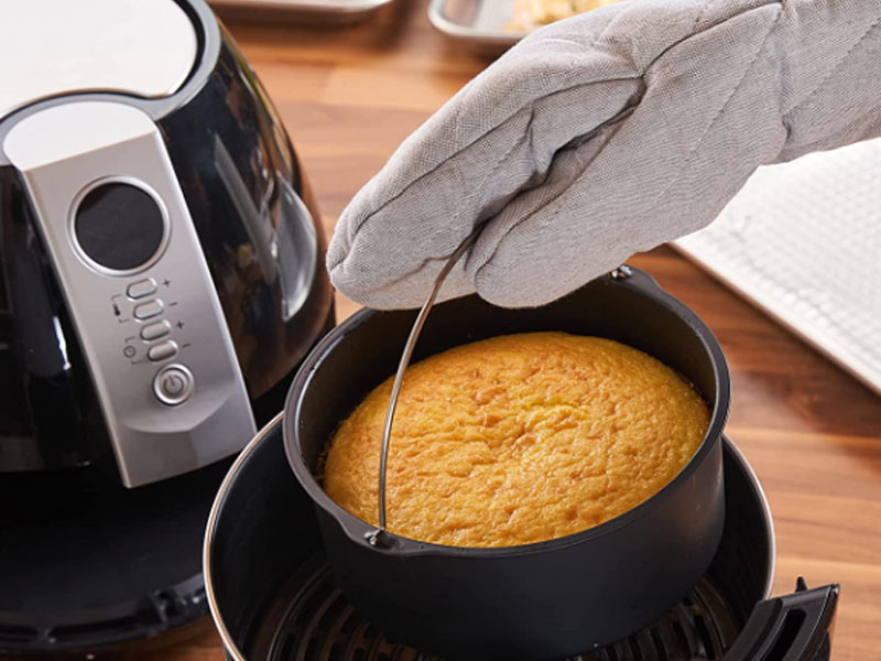 Receitas da AirFryer Fritadeira Sem Óleo - Bolo Pão de Ló 2 ovos grandes 1  xícara de açúcar 1 xícara de farinha bem cheia 1/2 xícara de leite 1 colher  de sopa