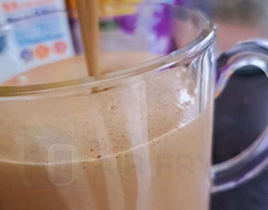 Cappuccino Gelado feito em casa: A solução para os amantes de café com apenas com 3 ingredientes